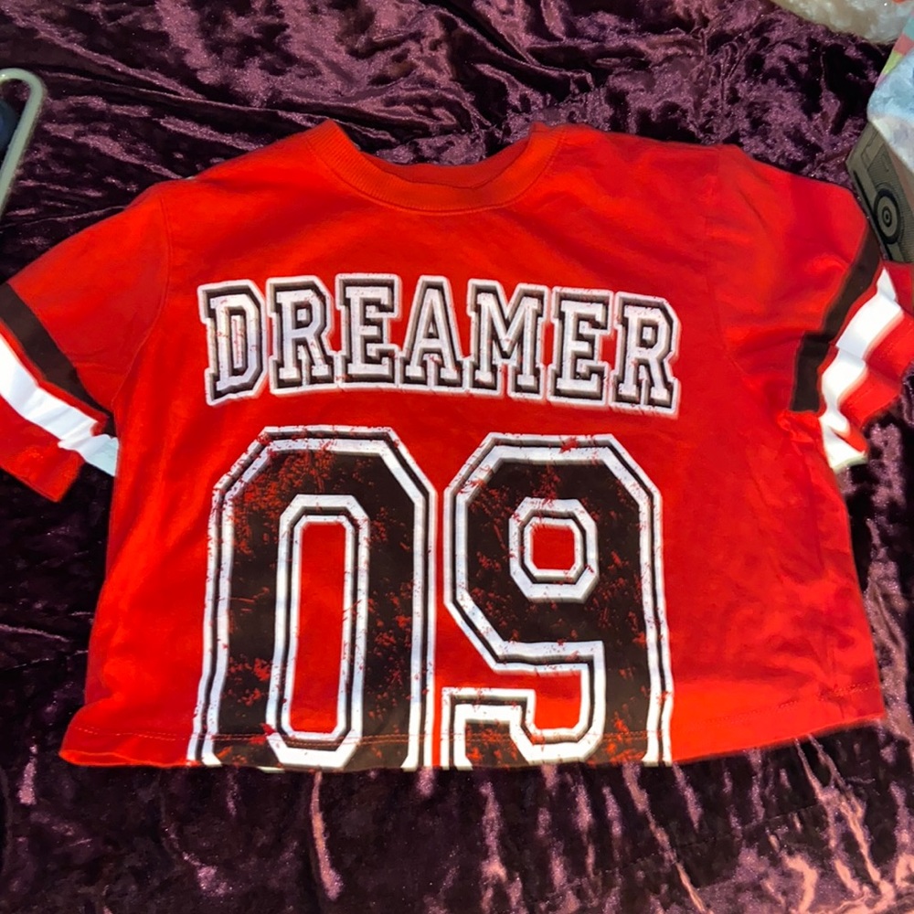 Size xs woman’s crop too